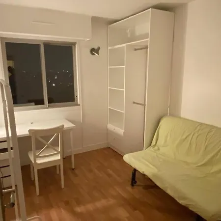 3 Bedroom Flat 3mins From Metro 30mins To Jo Match *